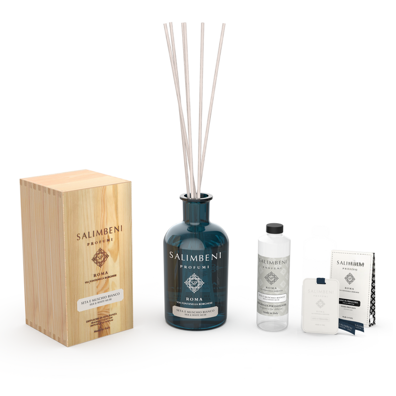 Diffuseur à Bâtonnets 1000 ml DE VOTRE CHOIX + Recharge de 250ml du même parfum que le Diffuseur + Cartes Parfumées pour les Armoires (lot de 3)